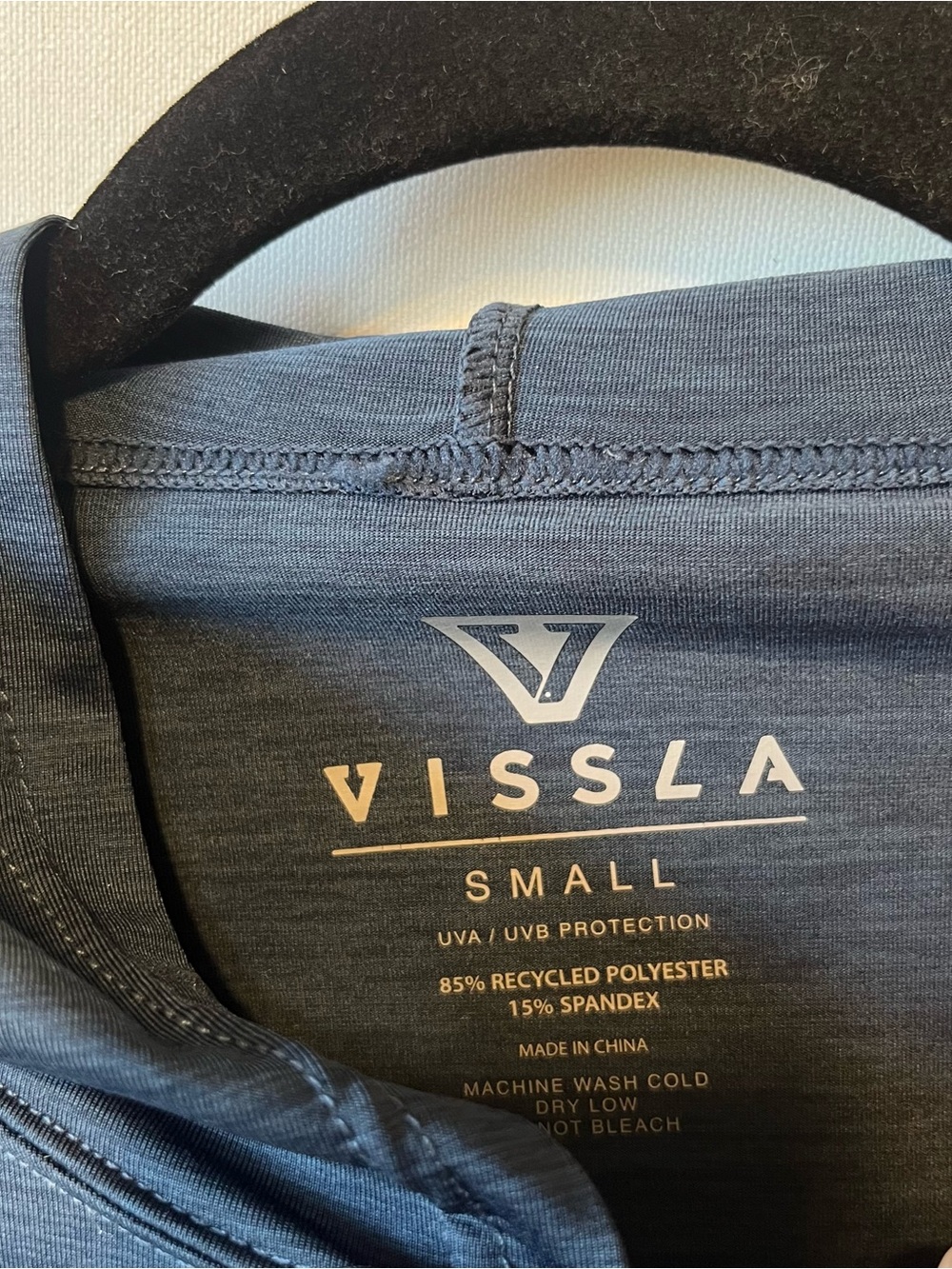Vissla UV Protection performance hoodie Small Blue Mens long sleeve sun shirt - Picture 4 of 8